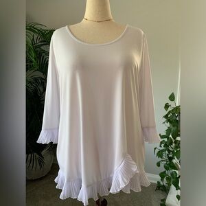 Women Fair Lady white long sleeve ruffled top/ blouse